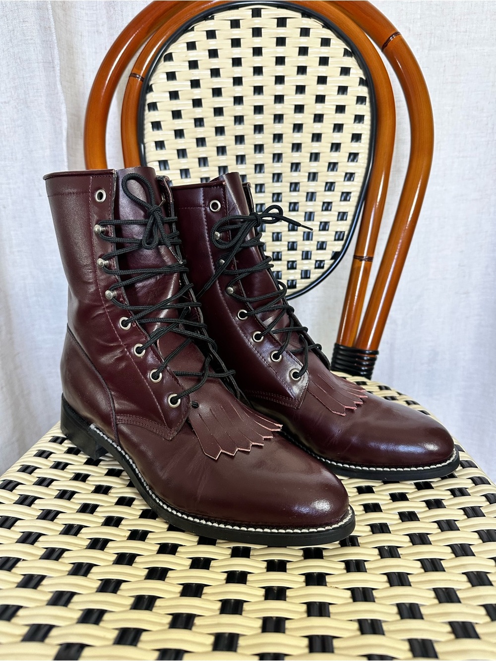 90s Women’s Diamond J Justin Burgundy Leather Lace-Up Boots - Picture 2 of 5